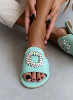 Σανδάλια δερμάτινα IRIS με ιριδίζουσες πέτρες - Βεραμάν -The Fashion Project Κατάστημα sandalia dermatina iris me iridizouses petres 104322 a0r5