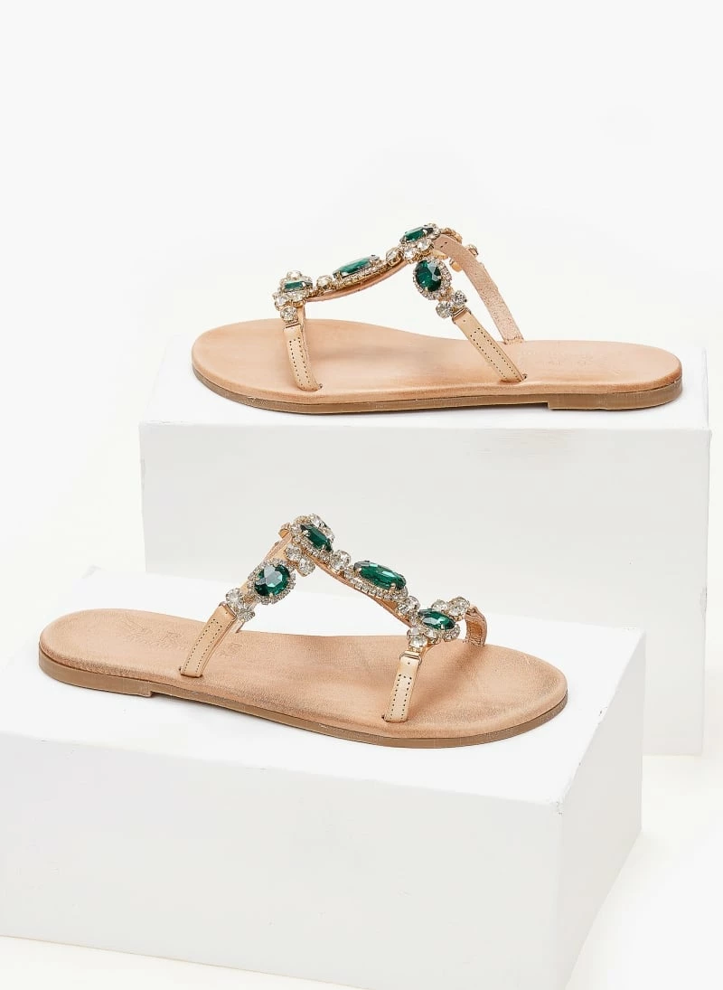 Σανδάλια δερμάτινα με πέτρες Iris - Φυσικό Σανδάλια δερμάτινα με πέτρες Iris - Φυσικό -The Fashion Project Κατάστημα sandalia dermatina iris me petres 102691