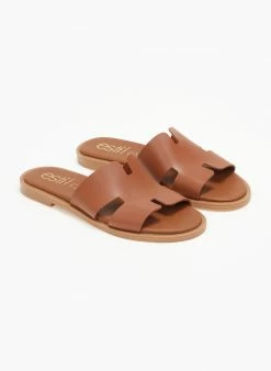 Σανδάλια δερμάτινα με ανοίγματα Estil - Ταμπά -The Fashion Project Κατάστημα sandalia dermatina me anoigmata estil 110504 kv7t