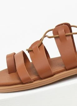 Σανδάλια δερμάτινα με κορδόνια Estil - Ταμπά 4 Σανδάλια δερμάτινα με κορδόνια Estil - Ταμπά -The Fashion Project Κατάστημα sandalia dermatina me kordonia estil 110501 e8hu