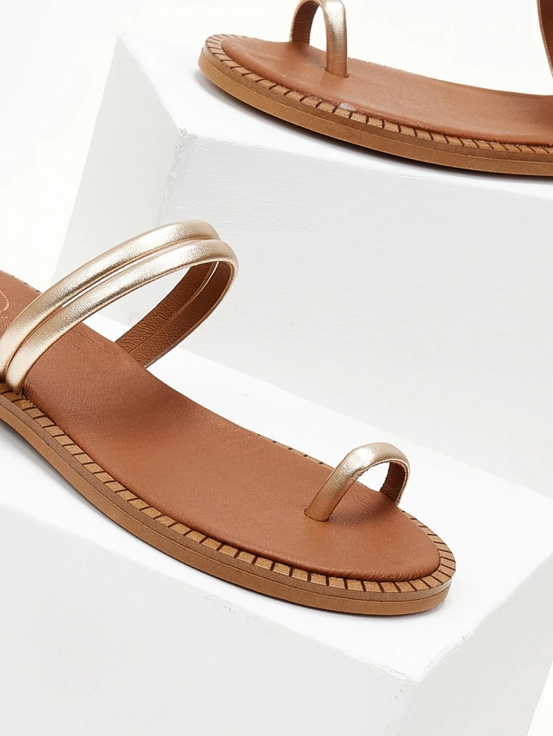 Σανδάλια δερμάτινα με διπλό λουράκι tfp - Χρυσό Σανδάλια δερμάτινα με διπλό λουράκι Tfp - Χρυσό -The Fashion Project Κατάστημα sandalia dermatina tfp me diplo louraki 105431 b3p7