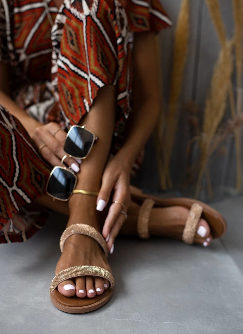 Σανδάλια δερμάτινα με στρας φάσες tfp - Χαλκός Σανδάλια δερμάτινα με στρας φάσες Tfp - Χαλκός -The Fashion Project Κατάστημα sandalia dermatina tfp me strass fases 105418 vu87