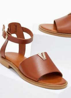 Σανδάλια δερμάτινα με χρυσή λεπτομέρεια Tfp - Ταμπά