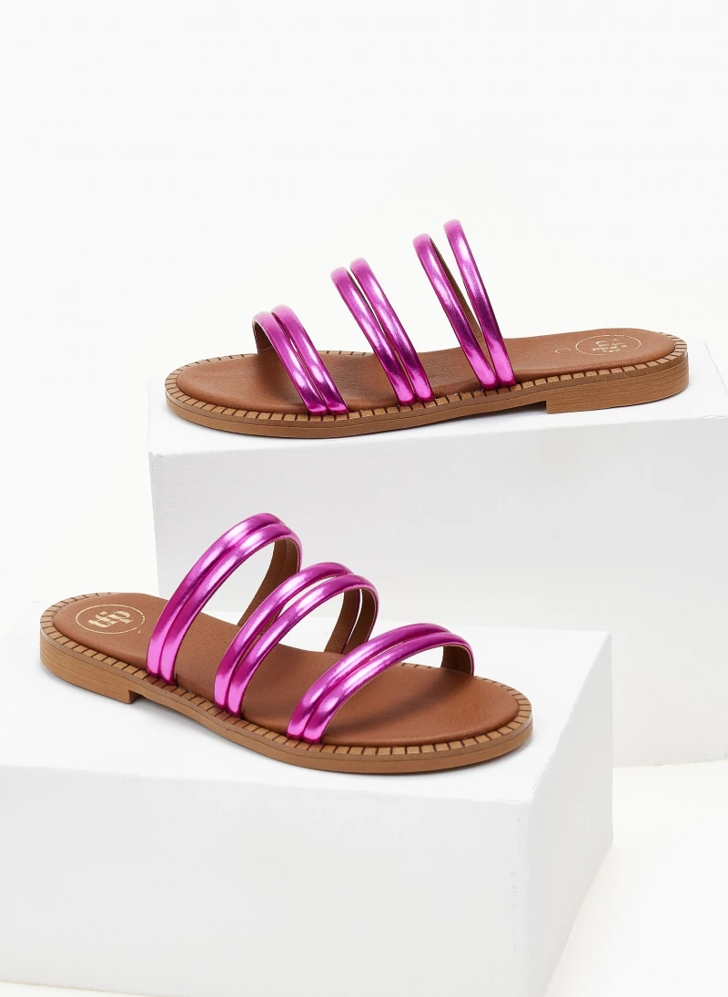 Σανδάλια δερμάτινα σε μεταλλικά χρώματα tfp - Φούξια Σανδάλια δερμάτινα σε μεταλλικά χρώματα Tfp - Φούξια -The Fashion Project Κατάστημα sandalia dermatina tfp se metallika xrwmata 105185 4afm