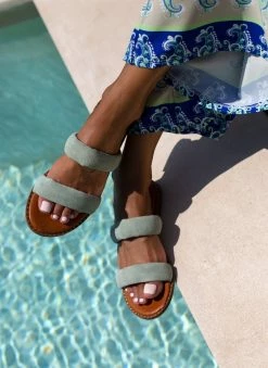 Σανδάλια καστόρινα με Pufffed φάσες Estil - Μέντα 9 Σανδάλια καστόρινα με Pufffed φάσες Estil - Μέντα -The Fashion Project Κατάστημα sandalia kastorina estil me pufffed fases 105264 j46s