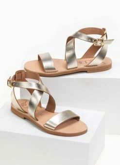 Σανδάλια δερμάτινα με Crossover μπαρέτα Iris - Χρυσό 4 Σανδάλια δερμάτινα με Crossover μπαρέτα Iris - Χρυσό -The Fashion Project Κατάστημα xeiropoiita dermatina isia pedila 90690 pbkm