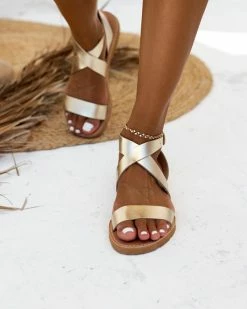 Σανδάλια δερμάτινα με Crossover μπαρέτα Iris - Χρυσό 7 Σανδάλια δερμάτινα με Crossover μπαρέτα Iris - Χρυσό -The Fashion Project Κατάστημα xeiropoiita dermatina isia pedila 90690 tztu